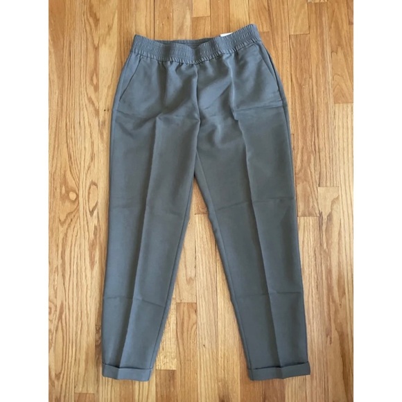Chicos Green Olive Pull On Cuffed Ankle Pant SZ 1 M Tencel-Polyester -Casual - Picture 1 of 5